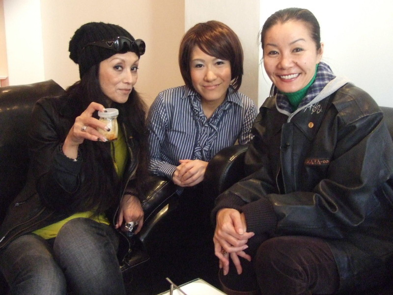 フードコーディネーター吉田智美のＨＡＰＰＹ　ＬＩＦＥ*Cafe Paradis Sucreとともに-夏木マリ